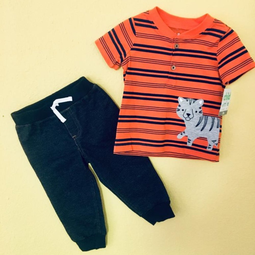 Conjunto para niño. 12 meses.